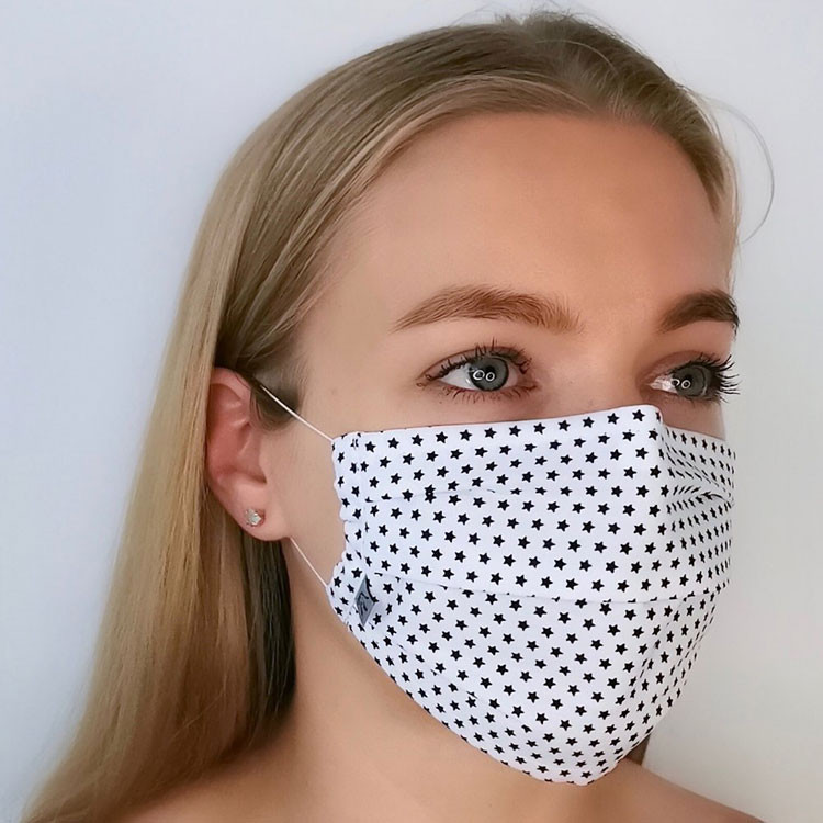 Маска многоразовая защитная Звездочки 100% хлопок (двухслойный), с зажимом фото 1 — Интернет каталог PriceOK