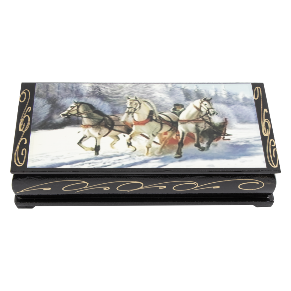 Шкатулка Зимняя тройка, белая, лаковая миниатюра, 17,5х3,5х8,5 см фото 1 — Интернет каталог PriceOK